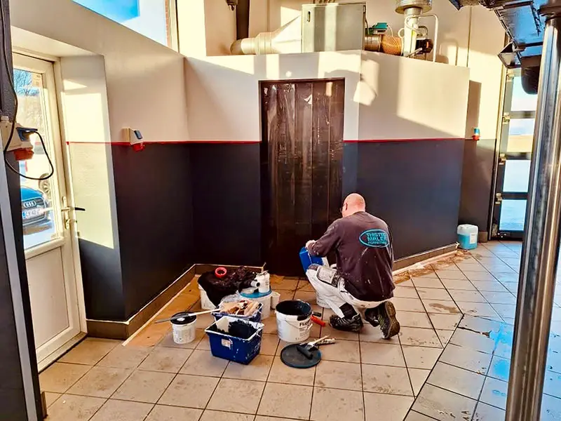 Opfriskning af autoværksted